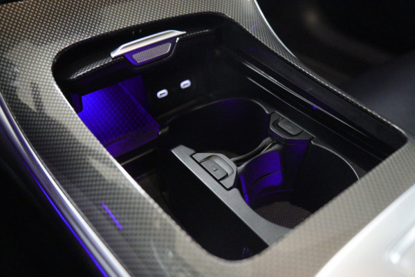 Mercedes-Benz C-Klasse 300 E AMG Line / PANO/HUD/CARPLAY/SFEERVERLICHTING/BOMVOL