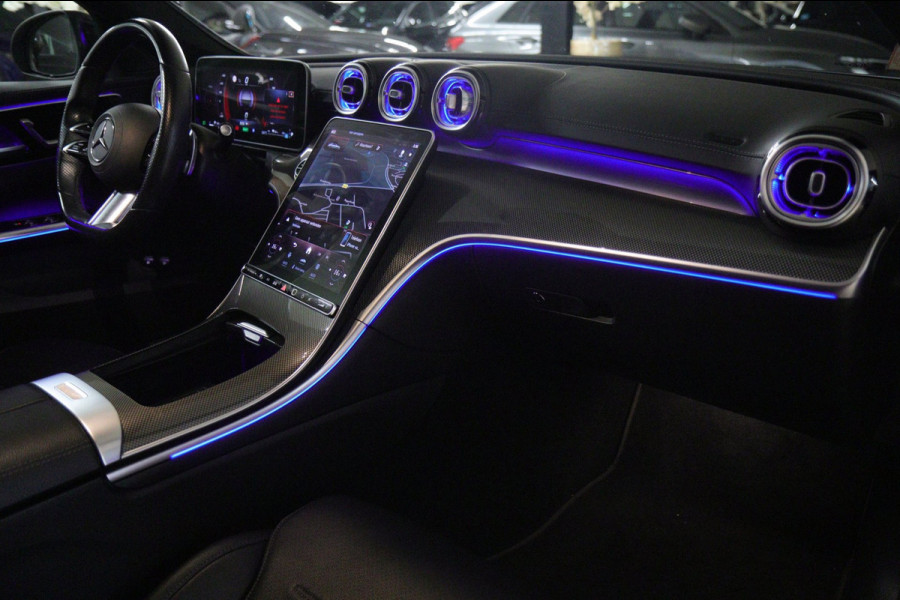 Mercedes-Benz C-Klasse 300 E AMG Line / PANO/HUD/CARPLAY/SFEERVERLICHTING/BOMVOL