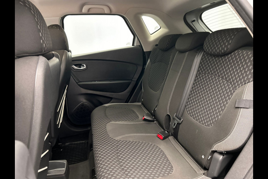 Renault Captur 1.3 TCe Intens Automaat | Dealer onderhouden | Navigatie | Camera | Climate-control | Cruise |