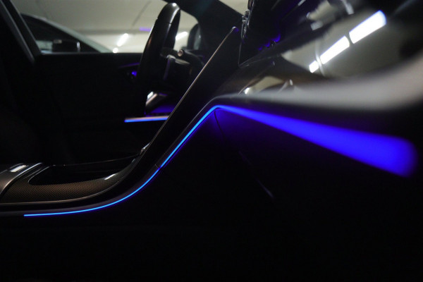 Mercedes-Benz C-Klasse 300 E AMG Line / PANO/HUD/CARPLAY/SFEERVERLICHTING/BOMVOL