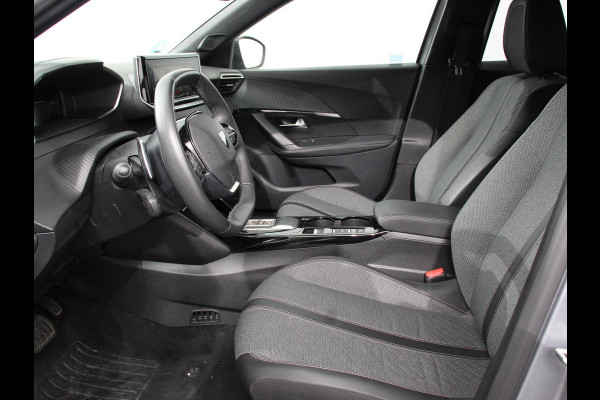Peugeot 2008 1.2 Allure 136pk Hybrid Automaat Navigatie Apple Carplay Android Auto Camera Parkeersensoren Adaptive Cruise Control Stoelverwarming Climate Control Lichtmetalen velgen