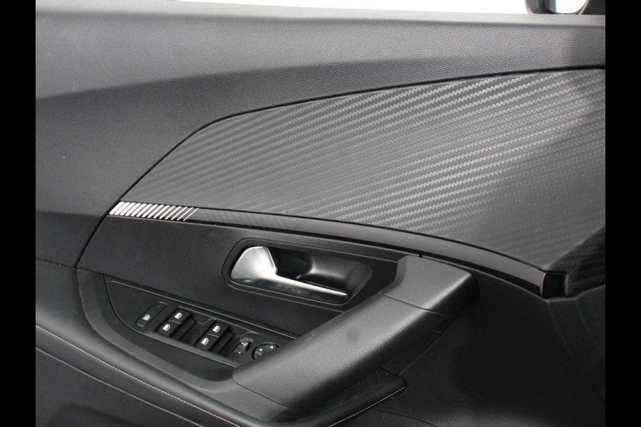 Peugeot 2008 1.2 Allure 136pk Hybrid Automaat Navigatie Apple Carplay Android Auto Camera Parkeersensoren Adaptive Cruise Control Stoelverwarming Climate Control Lichtmetalen velgen