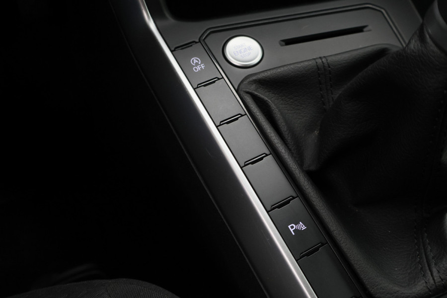 Volkswagen Taigo 1.0 TSI Life Virtual Cockpit, LED, Keyless, Apple Carplay, ACC