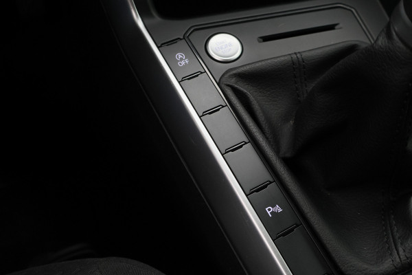 Volkswagen Taigo 1.0 TSI Life Virtual Cockpit, LED, Keyless, Apple Carplay, ACC