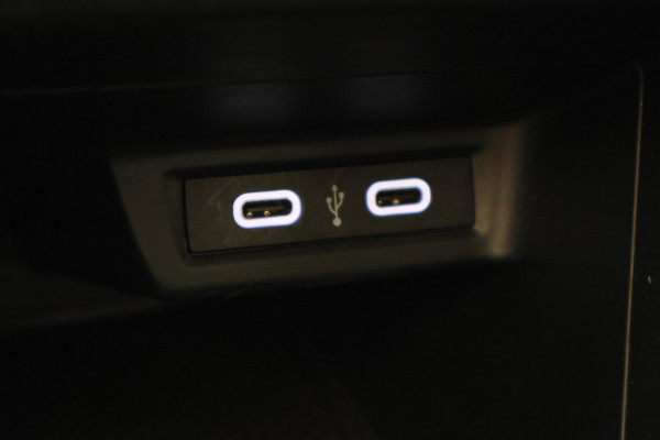 Volkswagen Taigo 1.0 TSI Life Virtual Cockpit, LED, Keyless, Apple Carplay, ACC