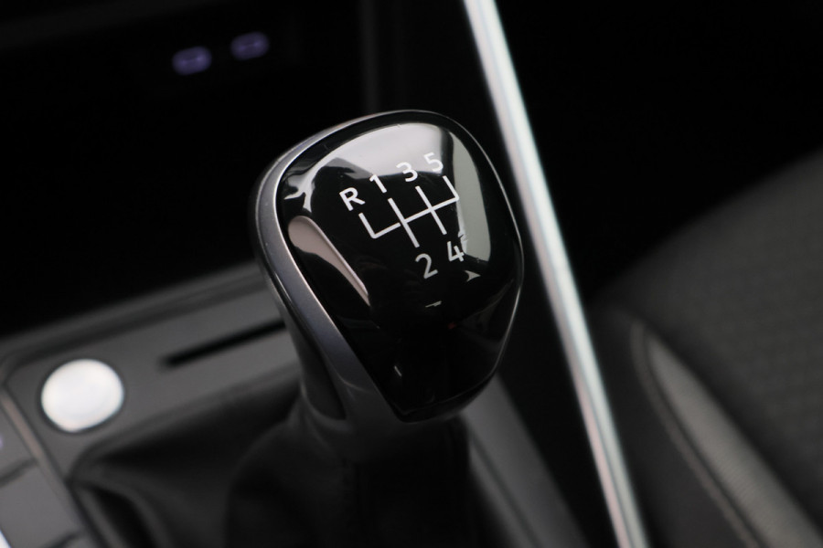Volkswagen Taigo 1.0 TSI Life Virtual Cockpit, LED, Keyless, Apple Carplay, ACC