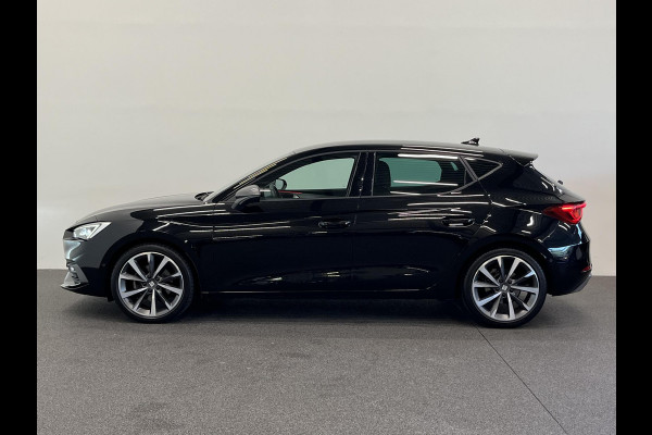 Seat Leon 1.0 eTSI FR Business Intense Automaat Matrix LED Adaptive Cruise Park Assist Virtual Cockpit 10" navigatie 18" Velgen Side Assist/uitparkeerhulp