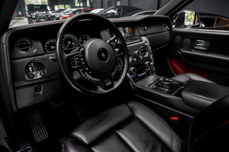 Rolls-Royce Cullinan 6.75 V12 Panodak Leer Navi 360° ACC PDC Massage Memory LM velgen Climate voor & achter Stoelverwarming voor & achter