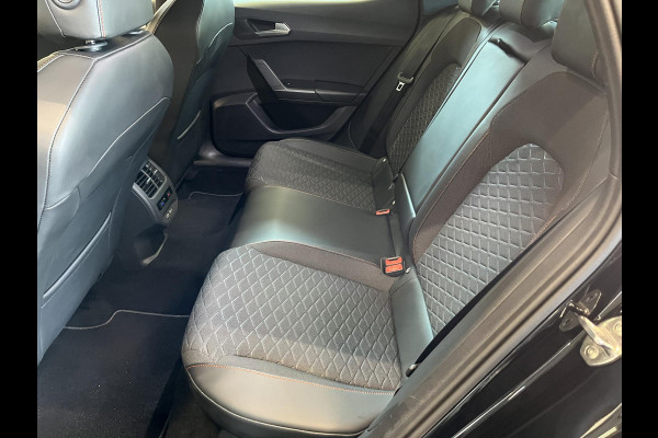 Seat Leon 1.0 eTSI FR Business Intense Automaat Matrix LED Adaptive Cruise Park Assist Virtual Cockpit 10" navigatie 18" Velgen Side Assist/uitparkeerhulp