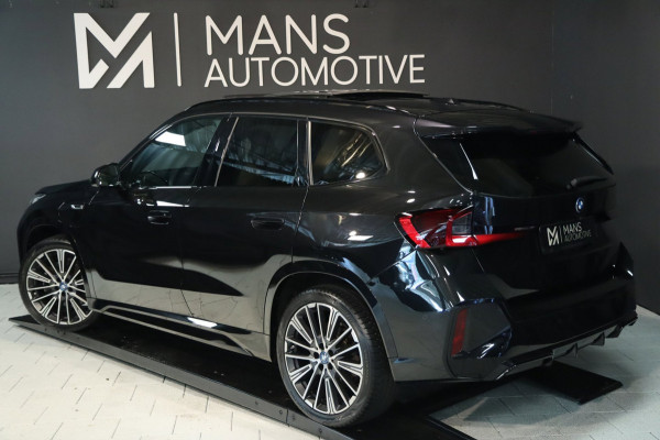 BMW X1 XDrive30e M Sport / PANO / HUD / MEMORY / H&K / 360 / KEYLESS / 20'