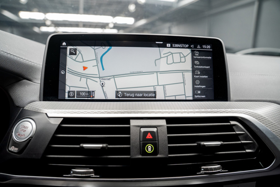 BMW X4 M40i HUD Panodak 360° Harman K Leer ACC Navi Keyless Entry & Go Elektr. uitklapbare trekhaak Elektr. bedienbare achterklep Memory seats Climate voor & achter PDC Zwarte hemelbekleding 21 inch LM v