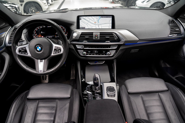 BMW X4 M40i HUD Panodak 360° Harman K Leer ACC Navi Keyless Entry & Go Elektr. uitklapbare trekhaak Elektr. bedienbare achterklep Memory seats Climate voor & achter PDC Zwarte hemelbekleding 21 inch LM v