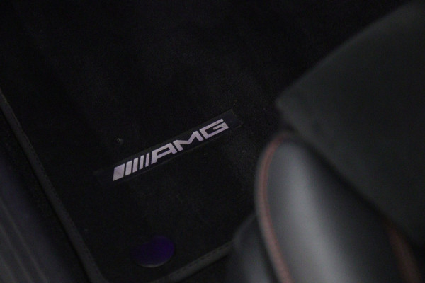 Mercedes-Benz A-Klasse 250 4MATIC AMG-LINE /PANO/CARPLAY/MEMORY/360CAM/VOL