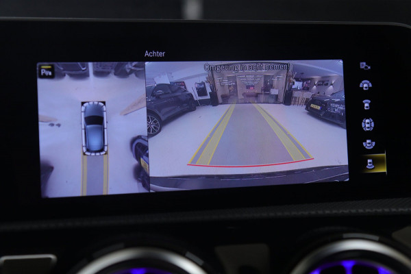Mercedes-Benz A-Klasse 250 4MATIC AMG-LINE /PANO/CARPLAY/MEMORY/360CAM/VOL