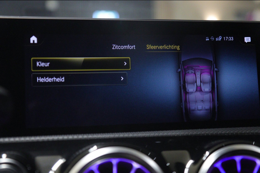 Mercedes-Benz A-Klasse 250 4MATIC AMG-LINE /PANO/CARPLAY/MEMORY/360CAM/VOL