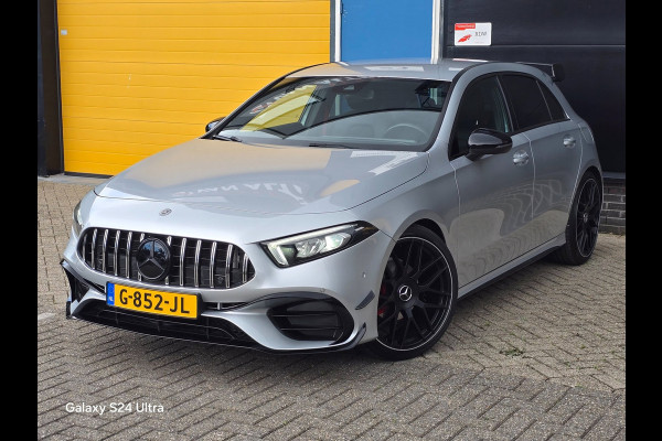 Mercedes-Benz A-Klasse 180 AMG Line / Dig Cockpit / Navi / Camera / Rode Gordels / 20 Inch / Led / Pdc / Mooie Staat