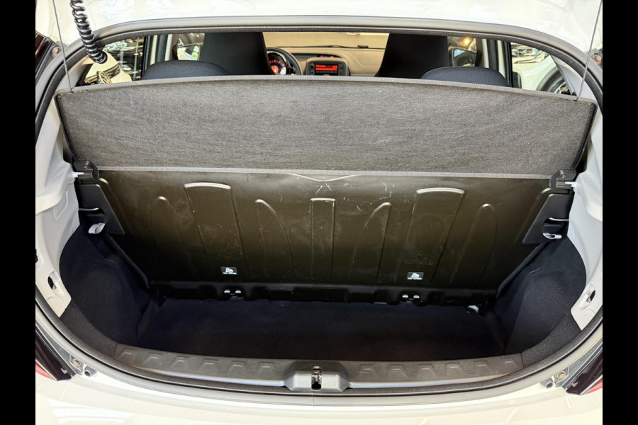 Toyota Aygo 1.0 VVT-i x-fun Airco Bluetooth Centrale vergrendeling + afstand bediening Electrische ramen Led 5 Deurs