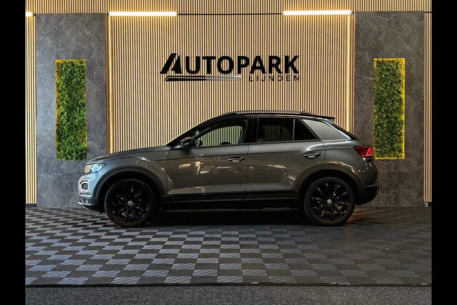 Volkswagen T-Roc 1.5 TSI Sport Business R-Line VIRTUAL|DEALER ONDERHOUDEN|CARPLAY|SFEERVERLICHTING|18INCH|NIGHTPAKKET|NAP|NL AUTO|
