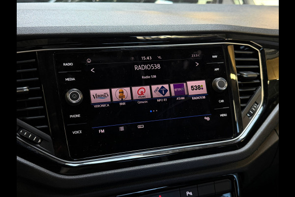 Volkswagen T-Roc 1.5 TSI Sport Business R-Line VIRTUAL|DEALER ONDERHOUDEN|CARPLAY|SFEERVERLICHTING|18INCH|NIGHTPAKKET|NAP|NL AUTO|
