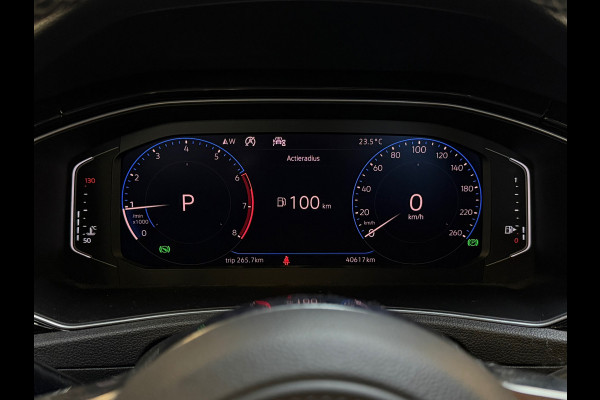 Volkswagen T-Roc 1.5 TSI Sport Business R-Line VIRTUAL|DEALER ONDERHOUDEN|CARPLAY|SFEERVERLICHTING|18INCH|NIGHTPAKKET|NAP|NL AUTO|