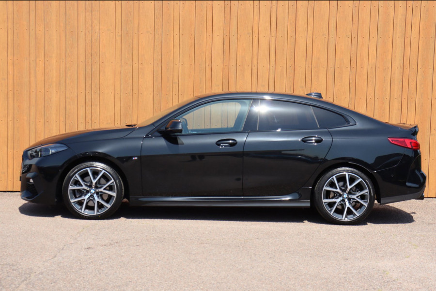 BMW 2 Serie Gran Coupé 220i M Sport org.NL afn.trekhaak a.camera stoelverw.