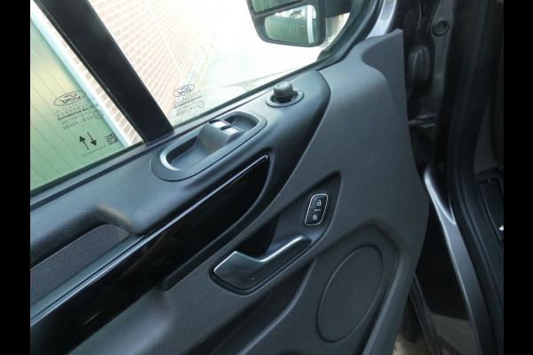 Ford Transit Custom 320 2.0 TDCI L2H1 dub.cab*platinum edition
