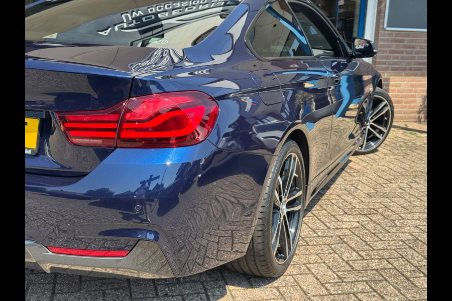 BMW 4 Serie Coupé 420i High Executive M-Pakket 2019 AUT NAP!