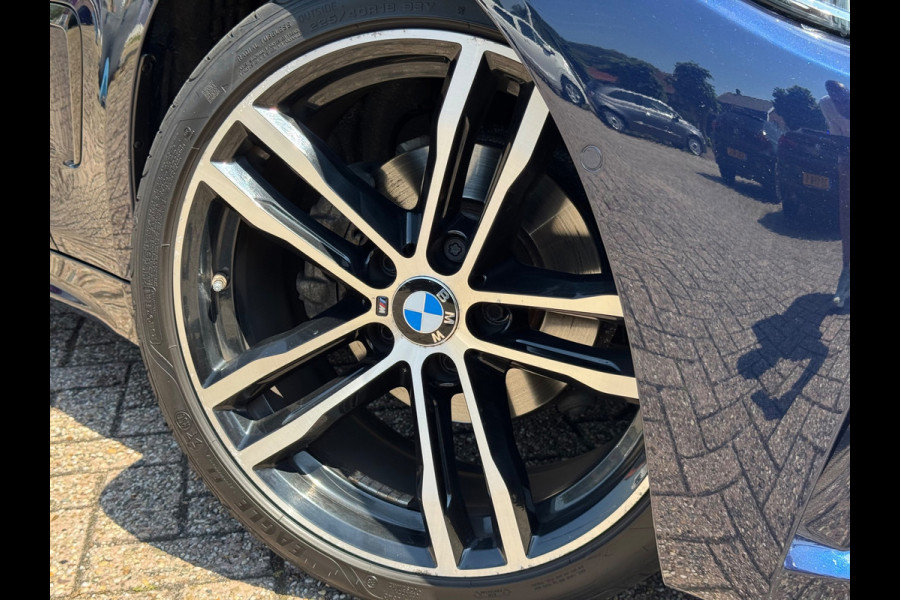 BMW 4 Serie Coupé 420i High Executive M-Pakket 2019 AUT NAP!