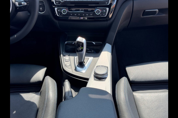 BMW 4 Serie Coupé 420i High Executive M-Pakket 2019 AUT NAP!