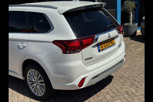 Mitsubishi Outlander 2.4 PHEV Pure+ 2019 AUT NAVI LM NAP!