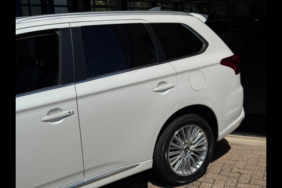 Mitsubishi Outlander 2.4 PHEV Pure+ 2019 AUT NAVI LM NAP!
