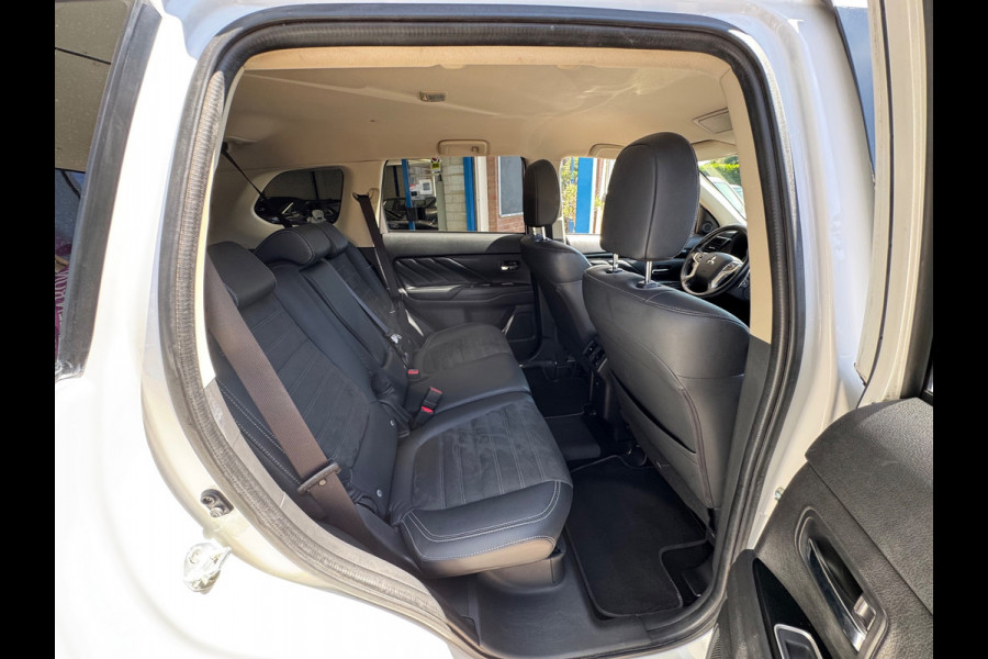 Mitsubishi Outlander 2.4 PHEV Pure+ 2019 AUT NAVI LM NAP!