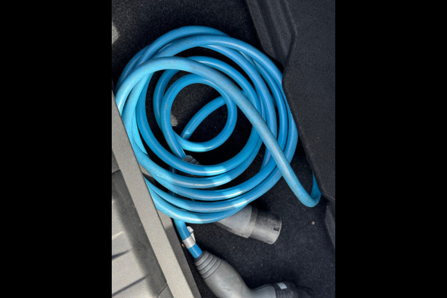 BMW 3-serie 320e M-Pakket Plus AUT NAVI CLIMA LEDER LM NAP!