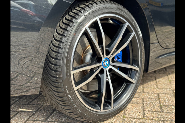 BMW 3-serie 320e M-Pakket Plus AUT NAVI CLIMA LEDER LM NAP!