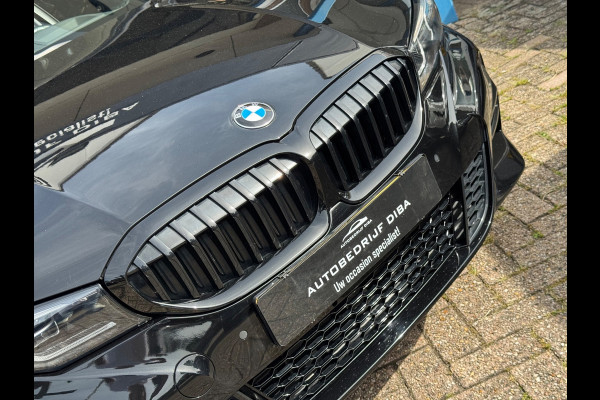 BMW 3-serie 320e M-Pakket Plus AUT NAVI CLIMA LEDER LM NAP!