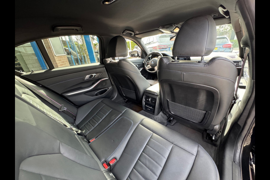 BMW 3-serie 320e M-Pakket Plus AUT NAVI CLIMA LEDER LM NAP!