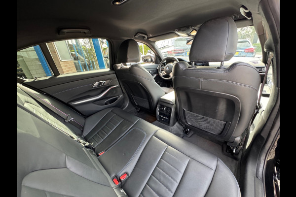 BMW 3-serie 320e M-Pakket Plus AUT NAVI CLIMA LEDER LM NAP!