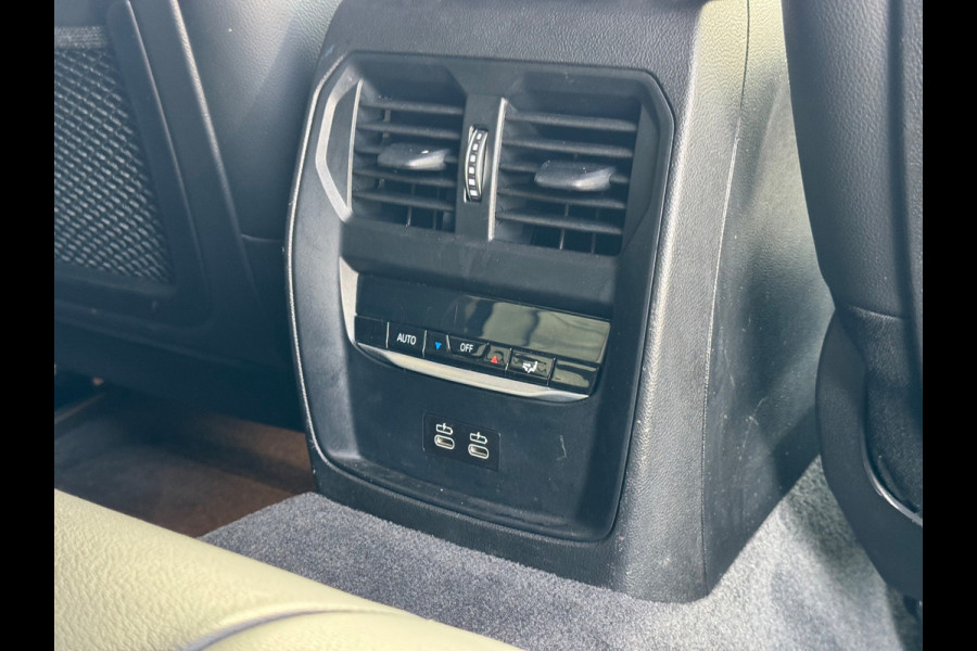BMW 3-serie 320e M-Pakket Plus AUT NAVI CLIMA LEDER LM NAP!