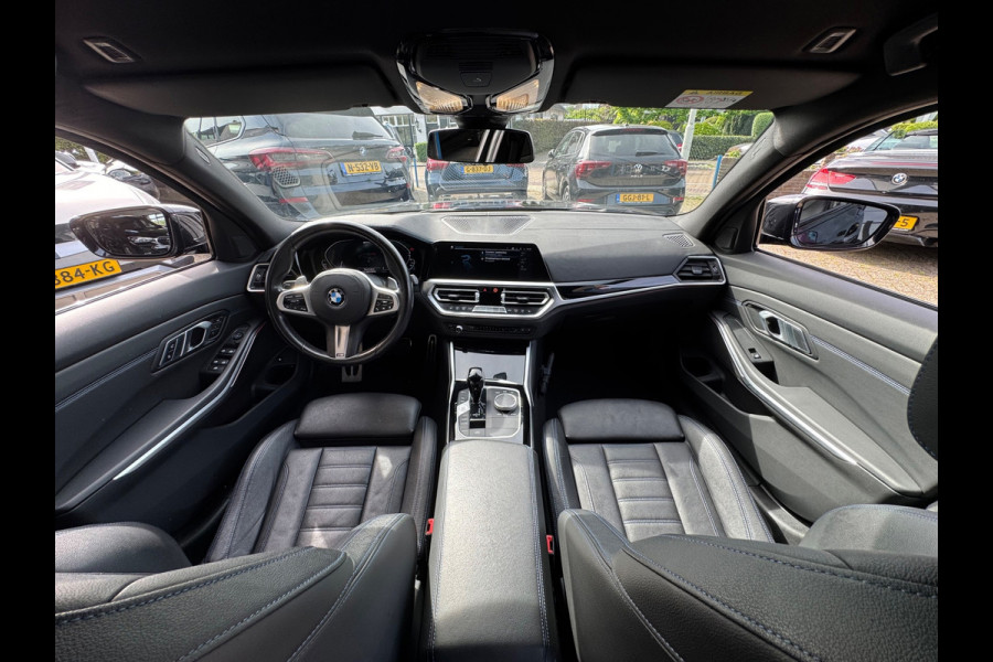BMW 3-serie 320e M-Pakket Plus AUT NAVI CLIMA LEDER LM NAP!
