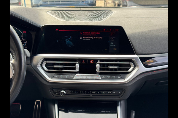 BMW 3-serie 320e M-Pakket Plus AUT NAVI CLIMA LEDER LM NAP!