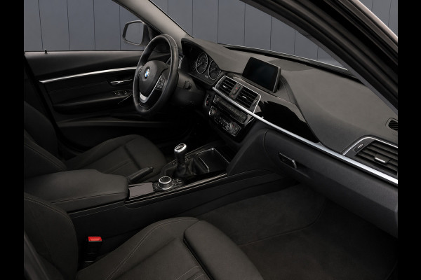 BMW 3 Serie Touring 320d High Executive SPORT LINE