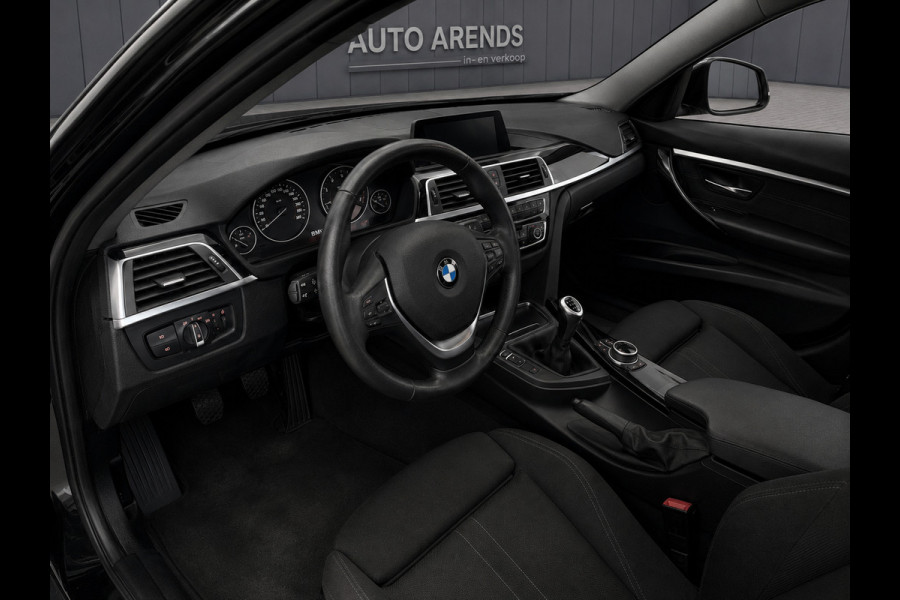 BMW 3 Serie Touring 320d High Executive SPORT LINE