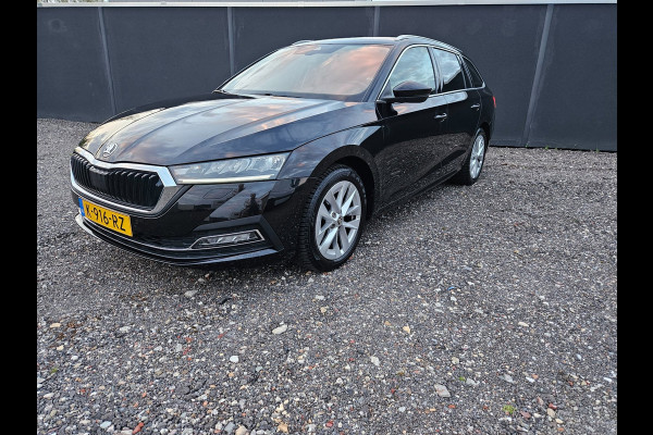 Škoda Octavia Combi 1.5 e-TSI Business Edition Plus AUTOMAAT/VIRTUAL/LED