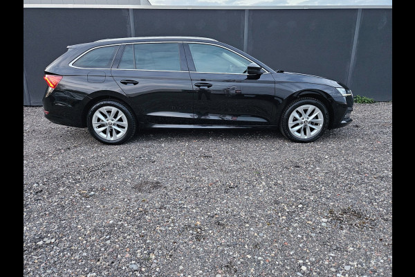 Škoda Octavia Combi 1.5 e-TSI Business Edition Plus AUTOMAAT/VIRTUAL/LED
