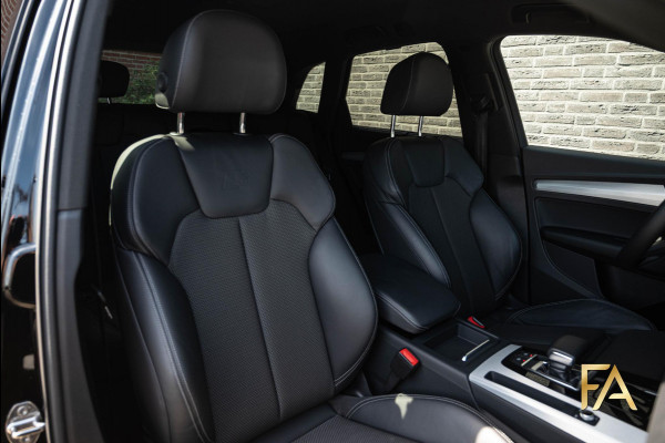 Audi Q5 55 TFSI e S edition Competition SLine|367PK|Headup|Luchtvering