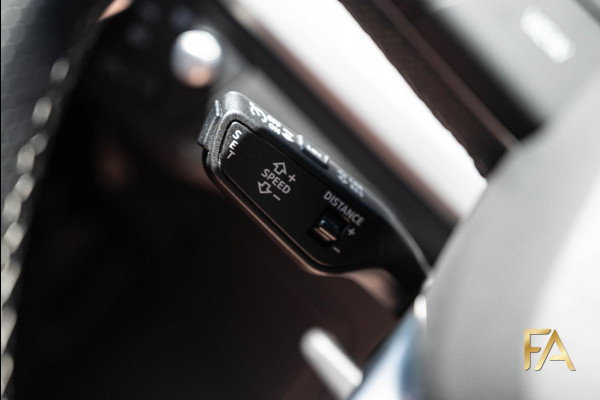 Audi Q5 55 TFSI e S edition Competition SLine|367PK|Headup|Luchtvering