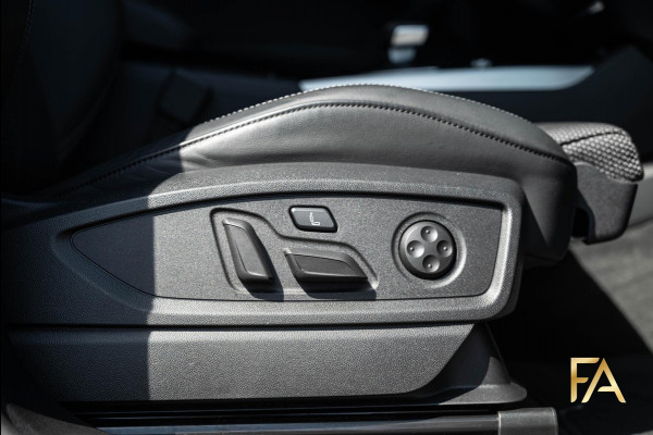 Audi Q5 55 TFSI e S edition Competition SLine|367PK|Headup|Luchtvering