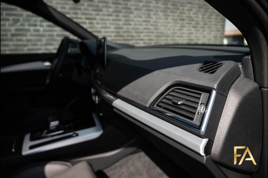 Audi Q5 55 TFSI e S edition Competition SLine|367PK|Headup|Luchtvering