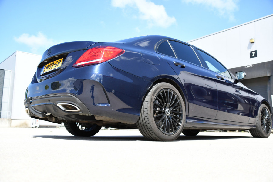Mercedes-Benz C-Klasse 200 Premium Plus AMG Virtual, Cruise, Carplay, Stoelverwarming, Sfeer, Camera, 184pk, LED, Leder, Uniek!