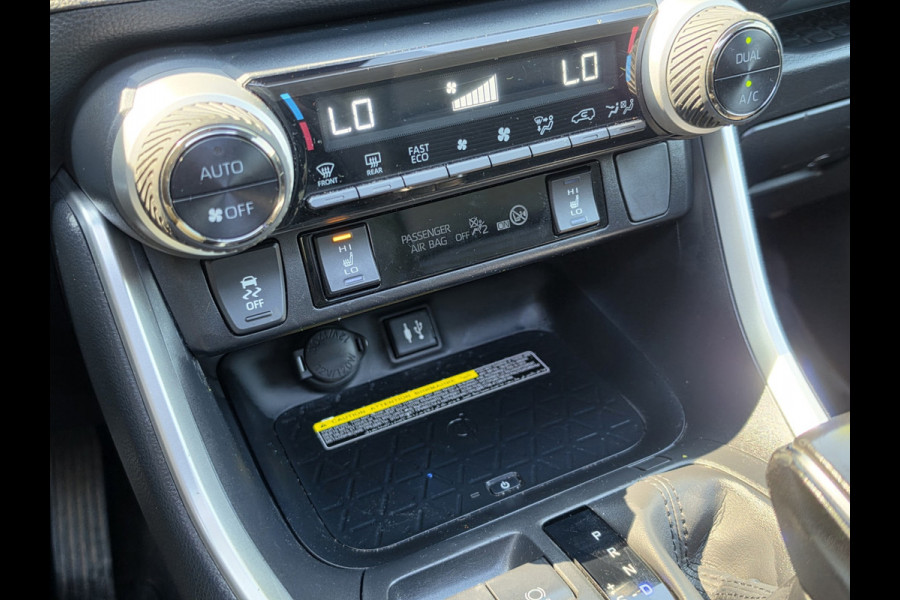 Toyota RAV4 2.5 Hybrid Bi-Tone Pano Navi Leder Camera Bom Volllll